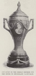 Pokal des deutschen Kaisers für das Dover-Helgoland-Yachtrennen von English Photographer