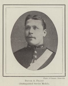 Fahrer A. Felton, Distinguished Service Medal von English Photographer