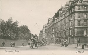 Grosvenor Place, London von English Photographer