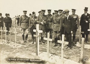 König George V. auf dem Friedhof, Passchendaele