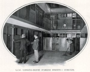 L.C.C. Obdachlosenheim: Kabinen von English Photographer