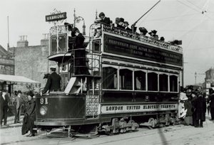 London United Electric Tramways von English Photographer