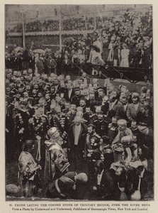 M. Faure legt den Grundstein der Troitsky-Brücke über den Fluss Newa von English Photographer