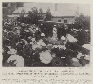 Madame Melbas Rückkehr zu ihrem Geburtsort, die Primadonna wird von Angestellten in Cavehill, Lilydale, Australien, mit einer Adresse geehrt