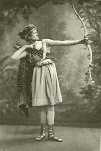 Miss Marion Grey als Hippolyta (Gravur) von English Photographer