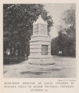 Denkmal, errichtet von loyalen Bürgern in den Niagarafällen für Königin Victoria, enthüllt am 19. Oktober von English Photographer