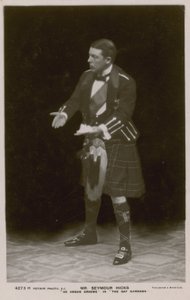 Mr Seymour Hicks als Angus Graeme in Die fröhlichen Gordons von English Photographer