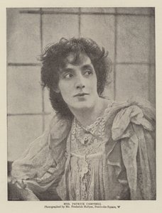 Mrs. Patrick Campbell von English Photographer