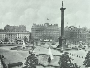 Nelsonsäule, Trafalgar Square, Westminster LB: Blick nach Südosten, 1895 von English Photographer