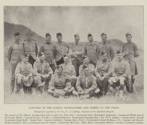 Offiziere der Gordon Highlanders und andere im Feld von English Photographer