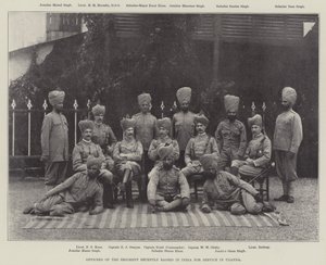 Offiziere des kürzlich in Indien aufgestellten Regiments für den Dienst in Uganda von English Photographer