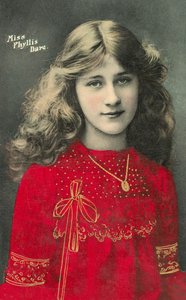 Phyllis Dare, englische Bühnenschauspielerin und Sängerin als junges Mädchen von English Photographer