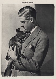Prinz von Wales und Digger, ein Baby-Känguru (s/w Foto)