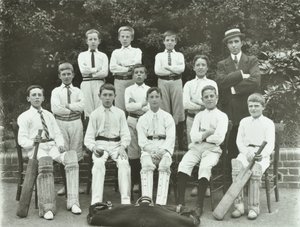 Rosendale Road School: Cricketmannschaft, 1897 von English Photographer