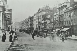 Saint Jamess Street, Westminster LB: Blick nach Norden von Pall Mall, 1895
