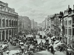 Somerset House, Strand, Westminster LB: Blick nach Westen von Saint Mary-le-Strand, 1895 von English Photographer