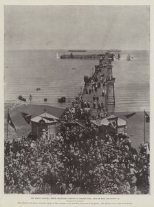 Die Kreuzfahrt des Königs, Ihre Majestäten landen am Ramsey Pier, Isle of Man, am 25. August von English Photographer
