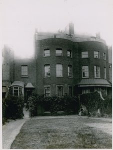 The Paragon, New Kent Road von English Photographer