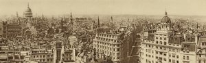 Blick auf London vom Gipfel des Denkmals von English Photographer
