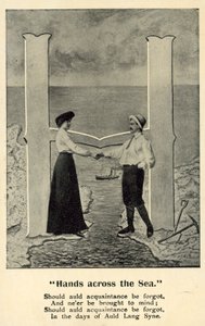 Hände über dem Meer von English School
