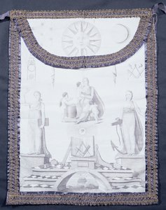 Freimaurerschurz, der Glaube, Hoffnung und Nächstenliebe darstellt