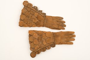 Gepanzerte Handschuhe für Männer, ca. 1600-50
