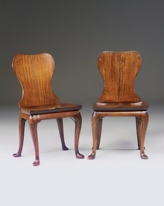 Paar George II Stühle, ca. 1730 von English School