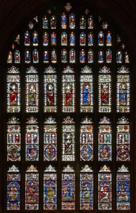 Das Westfenster mit genealogischen Figuren aus dem zwölften und dreizehnten Jahrhundert und Königen aus dem fünfzehnten Jahrhundert