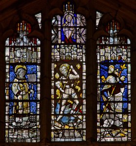 Westfenster mit Darstellung von St. Christophorus, St. Georg, St. Laurentius von English School