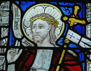 Fenster N5 zeigt Christus der Auferstehung