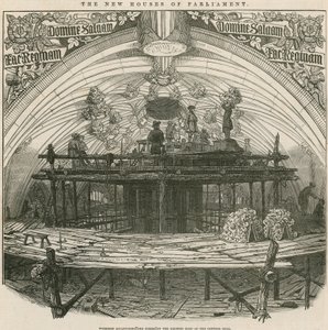 Arbeiter, die die Bossen am Gewölbedach der zentralen Halle skulptieren