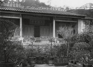 Haupthalle im Neng Jen Kloster von Ernst Boerschmann