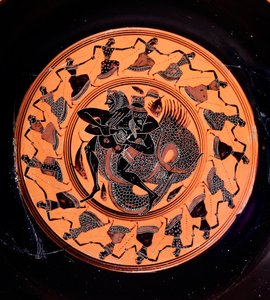 Terrakotta-Kylix darstellend Herkules im Kampf mit Triton, umgeben von siebzehn tanzenden Nereiden, 6. Jahrhundert v. Chr. von Etruscan