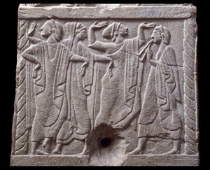 Relief mit Tänzern von einem Marmor-Meilenstein aus Chiusi, Italien, 6. Jahrhundert v. Chr. von Etruscan Etruscan