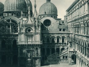 Hof des Dogenpalastes, Venedig, Italien, 1927