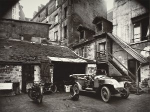 Hof, Rue De Valence von Eugène Atget