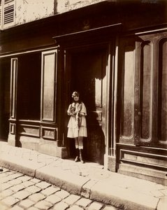 [Versailles, Maison Close, Petit Place, März 1921 (Bordell, Versailles, Petit Place, März 1921)] von Eugène Atget