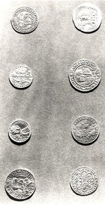 Auswahl von 8 Münzen (Metall)