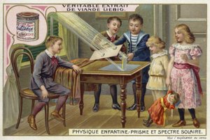 Verwendung eines Prismas zur Demonstration des Sonnenspektrums von European School