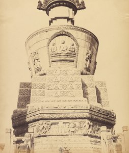 Architektonische Ansicht des Lama-Tempels in der Nähe von Peking, Oktober 1860 von Felice Beato