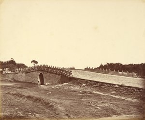 Brücke von Pa-lu-chian, Schauplatz des Kampfes mit kaiserlichen chinesischen Truppen nahe Peking, 21. September 1860 von Felice Beato
