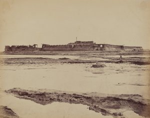 Außenansicht des Nord-Taku-Forts am Peiho-Fluss, zeigt den englischen und französischen Eingang, 21. August 1860