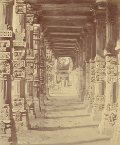 Innenraum des Hindu-Tempels in Kootub