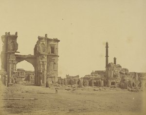 Der Uhrturm vor dem Bailee Guard Tor von Felice Beato
