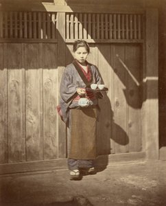 Frau mit Teetablett von Felice Beato