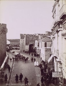 Intérieur de la Porte de Jaffa, ca. 1870 von Félix Bonfils