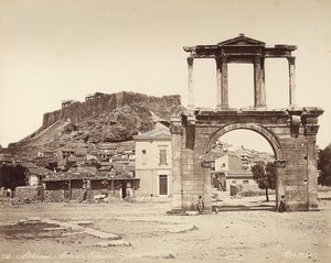 Der Hadriansbogen auf der Akropolis von Athen von Félix Bonfils
