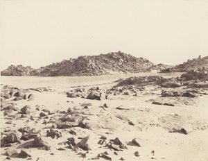 Première Cataracte, Granitberge bedeckt mit Sand von Félix Teynard