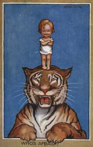 Baby steht auf dem Kopf eines Tigers von Flora White
