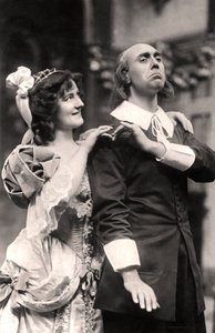 Louie Pounds und Powis Pinder in Lady Tatters, 1907